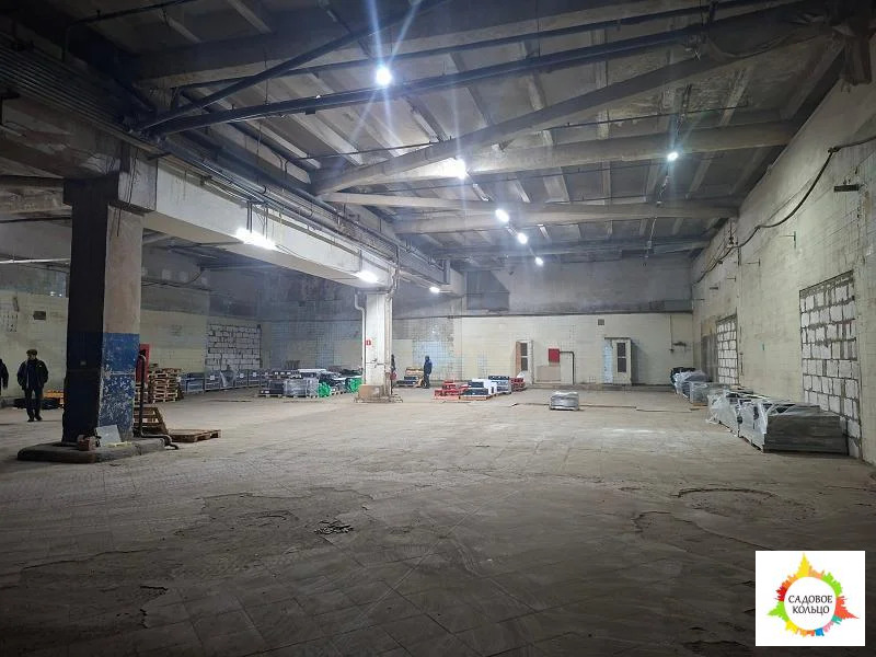 На первом этаже предлагаем под склад, производство, АВТОСЕРВИС 920 кв - Фото 2