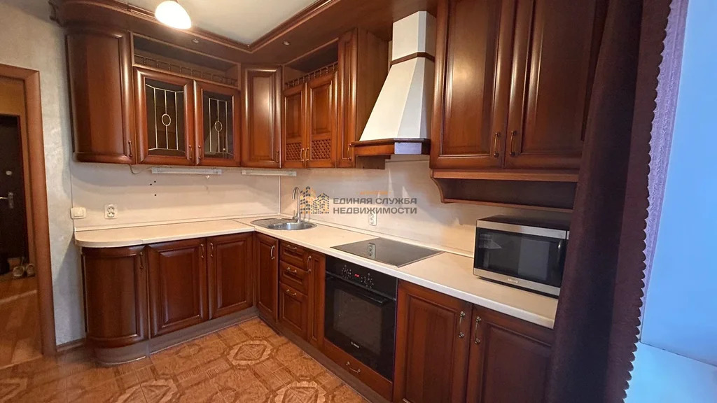 Аренда квартиры, Уфа, Дуванский б-р. - Фото 1