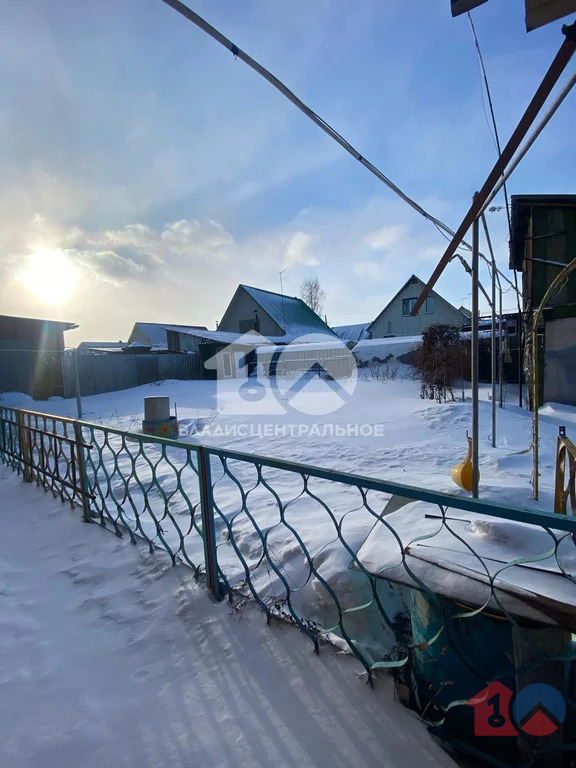 городской округ Бердск, Бердск, микрорайон Центр, улица Островского,  ... - Фото 1