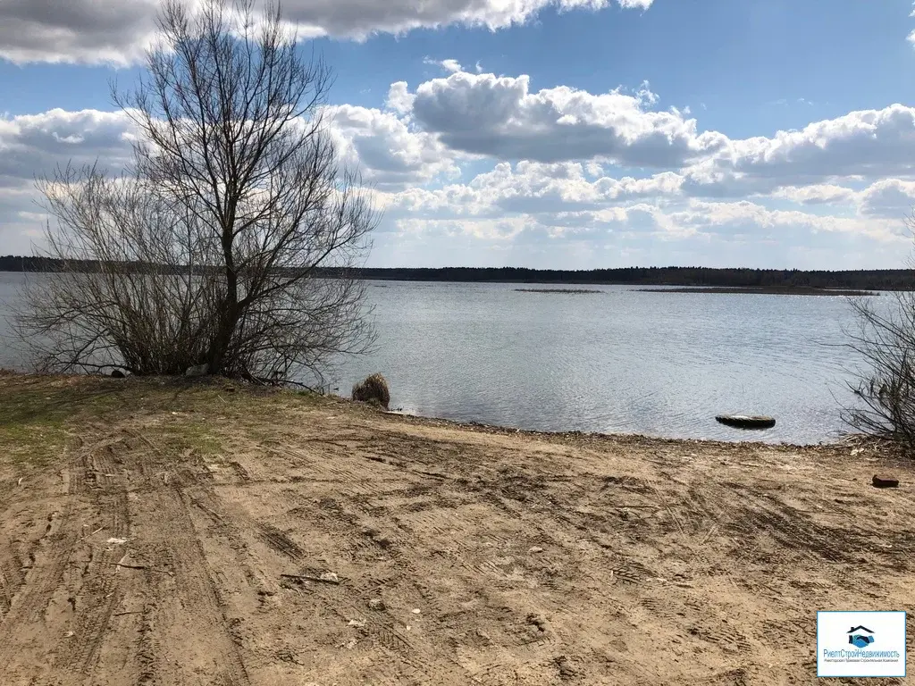 Дом в деревне Артемки для ПМЖ, рядом с остановкой,газ, ИЖС - Фото 3