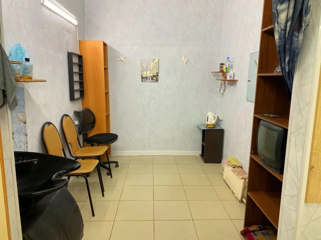 Помещение в 6м микр., дом 27 - Фото 6