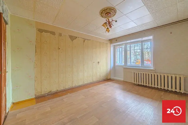 Продается 2 комнатная квартира на Южной поляне с удачным расположением - Фото 3