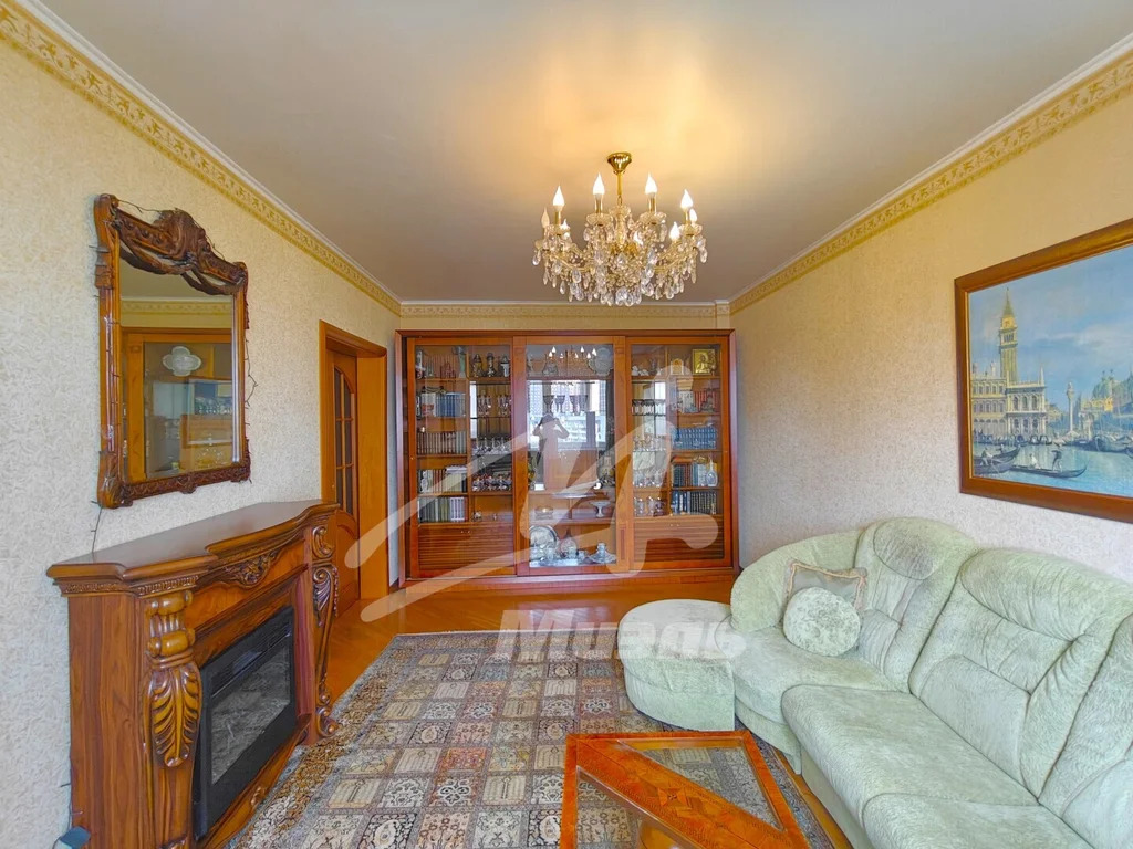 Продажа квартиры, ул. Новаторов - Фото 1