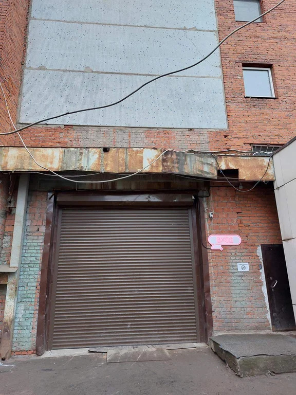 Продается здание 4600 м2 - Фото 1