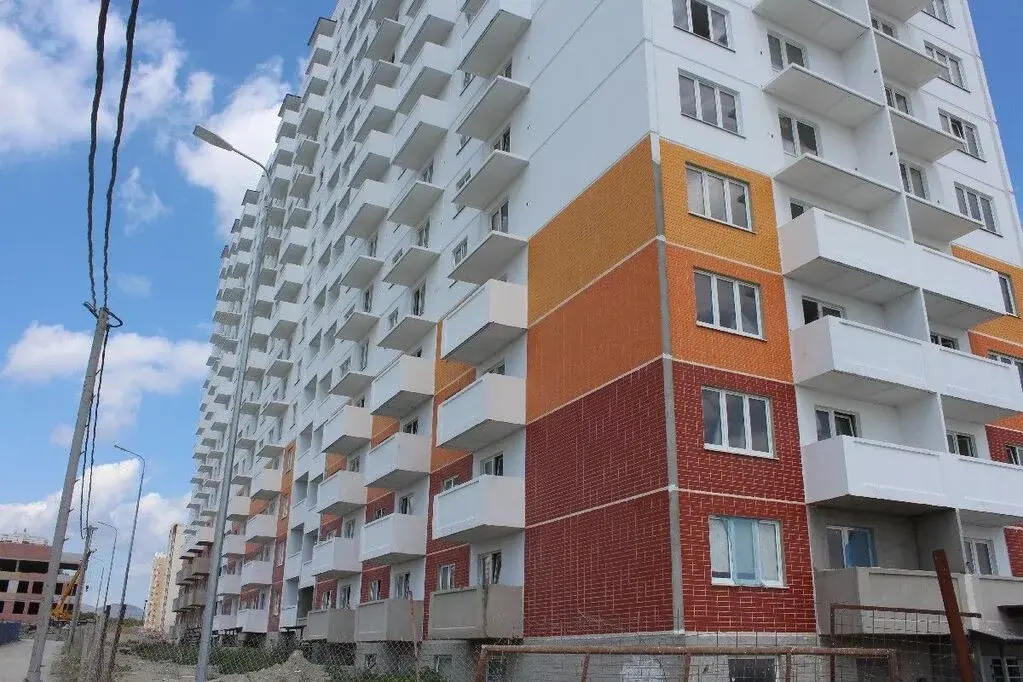 Купить двухкомнатную квартиру с ремонтом в новом доме г. Новороссийск - Фото 3