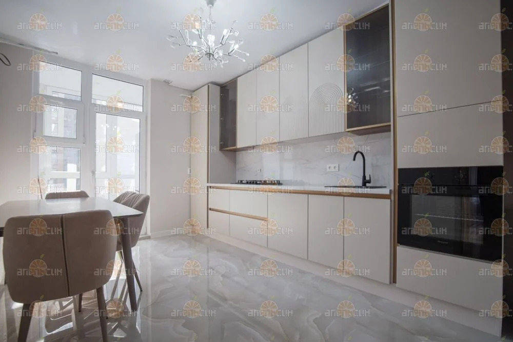 3-комн. квартира - Фото 10