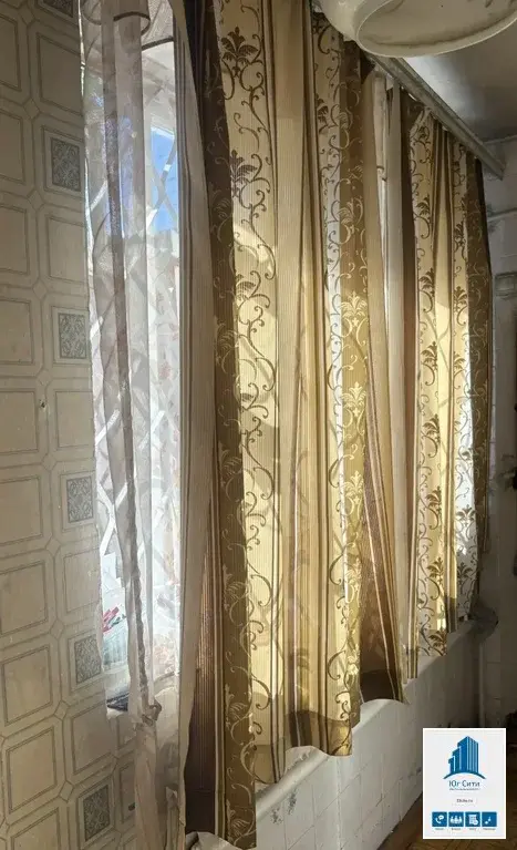 Часть дома с фасадом в самом центре города. - Фото 4