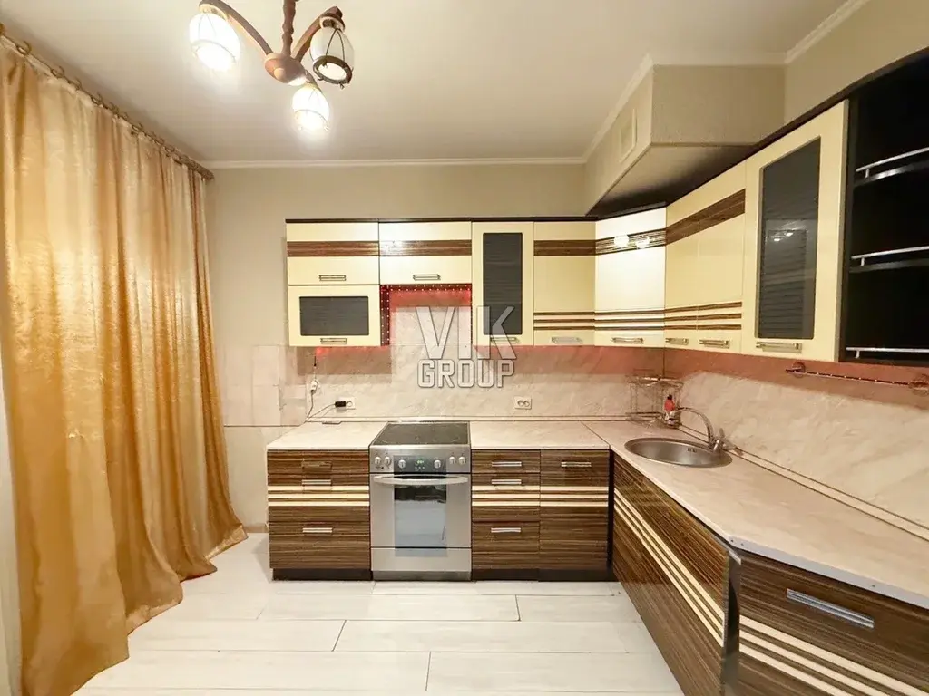 Предлагается с отличным ремонтом, светлая двухкомнатная квартира - Фото 8