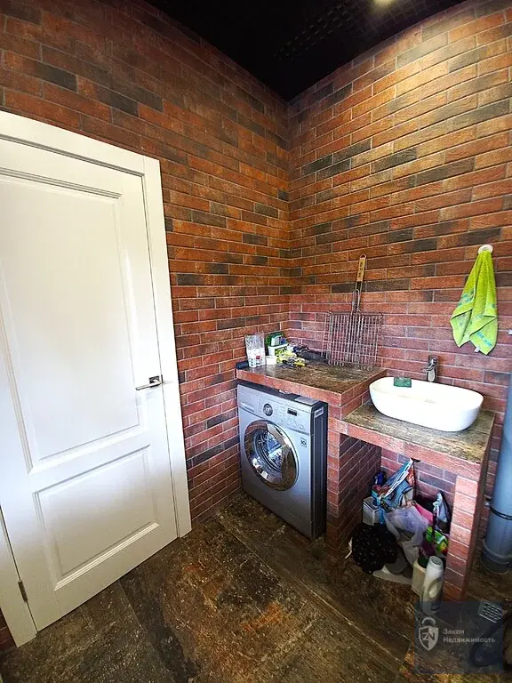 Стильный коттедж 200 кв.м «Заезжай и живи». 10 сот. у леса. - Фото 6