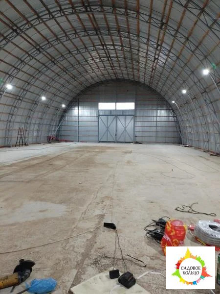 На огороженной, охраняемой территории предлагается ангар 600 кв - Фото 3