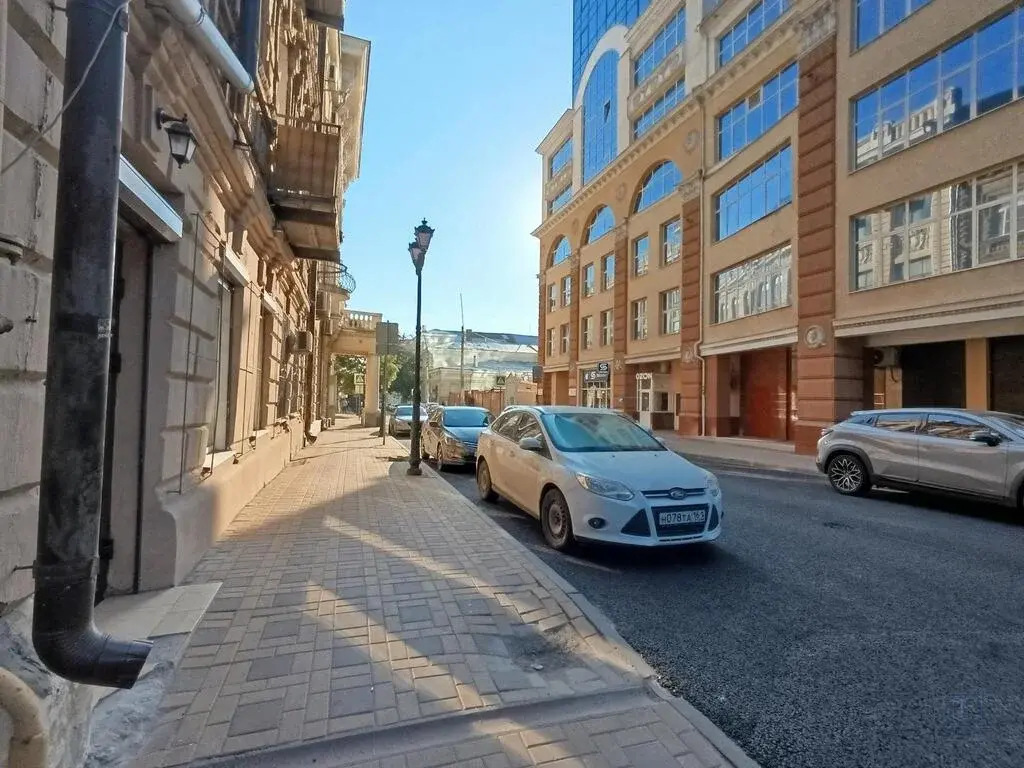 Продаю 2 комнаты коммуналке в центре Ростова-на-Дону Серафимовича - Фото 0