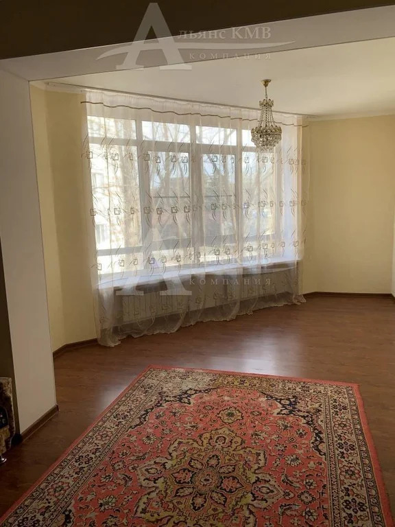 Продажа квартиры, Минеральные Воды, ул. 50 лет Октября - Фото 1