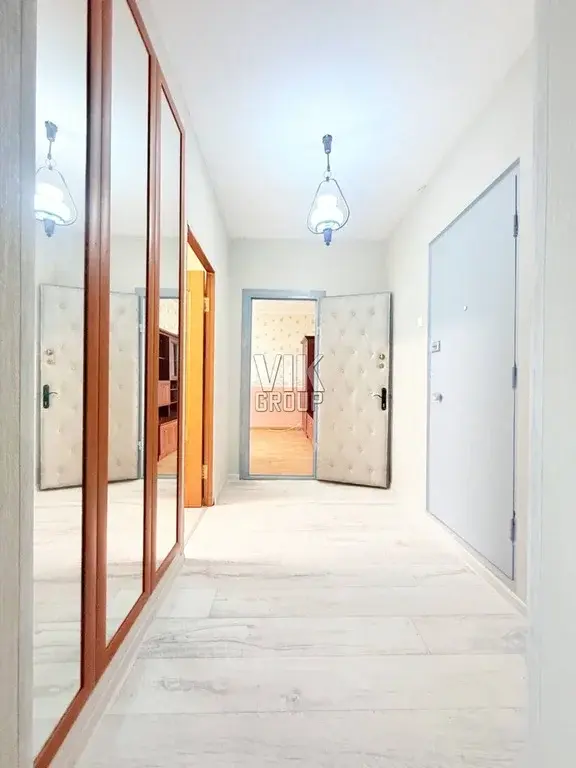 Предлагается светлая двухкомнатная квартира с хорошим ремонтом - Фото 3