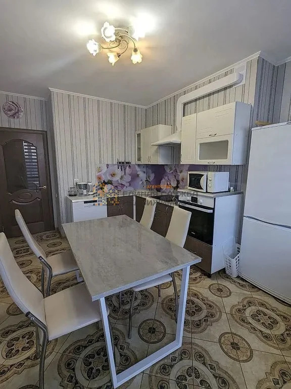 Аренда квартиры, Уфа, ул. Коммунистическая - Фото 0