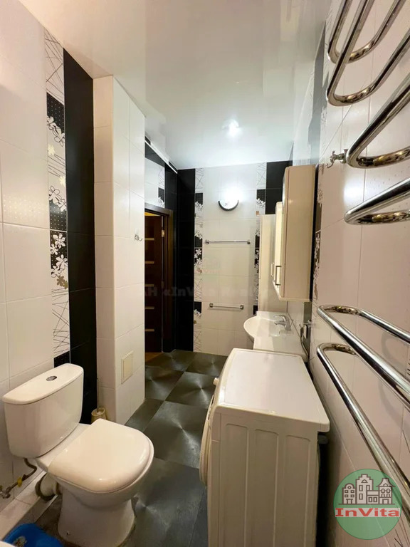 Продажа квартиры, Севастополь, ул. Адмирала Юмашева - Фото 0