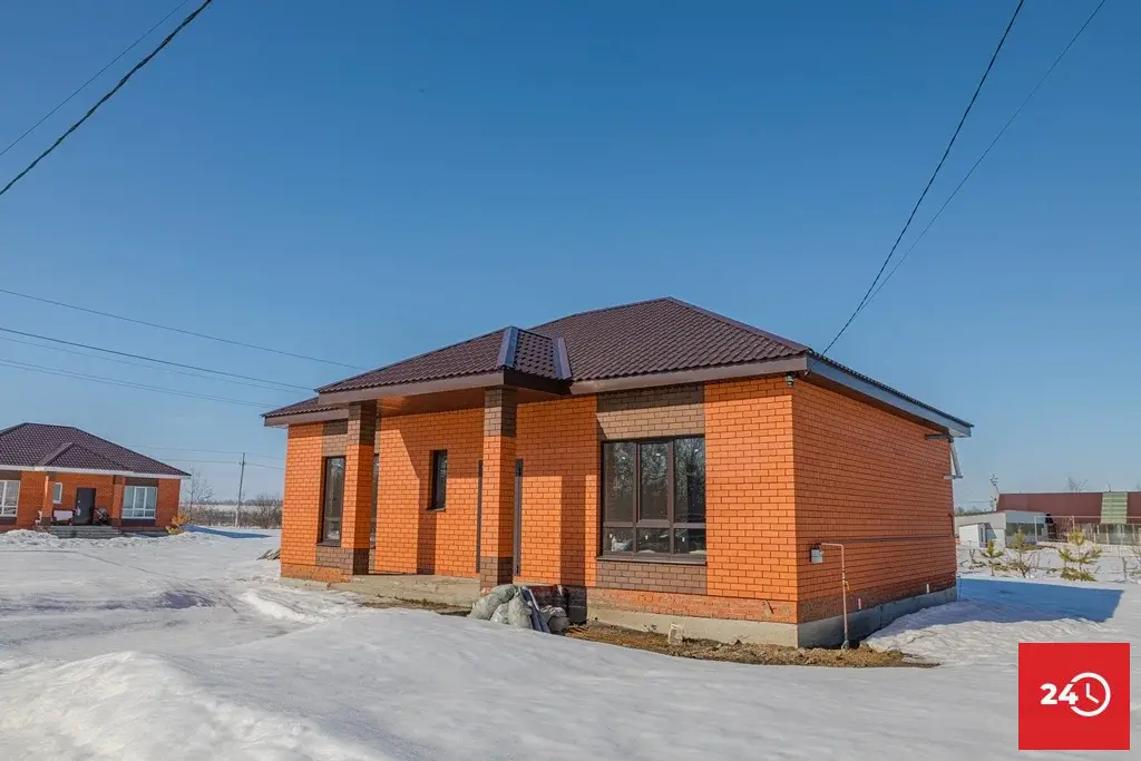 Пpoдаётcя шикаpный дом 108 кв.м., на ровном участке 10 cотoк - Фото 2