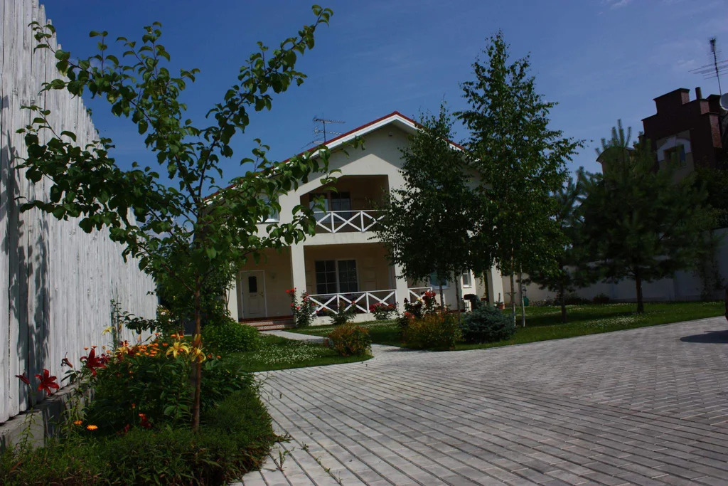 Коттедж 350 м2 на участке 7 сот. - Фото 1