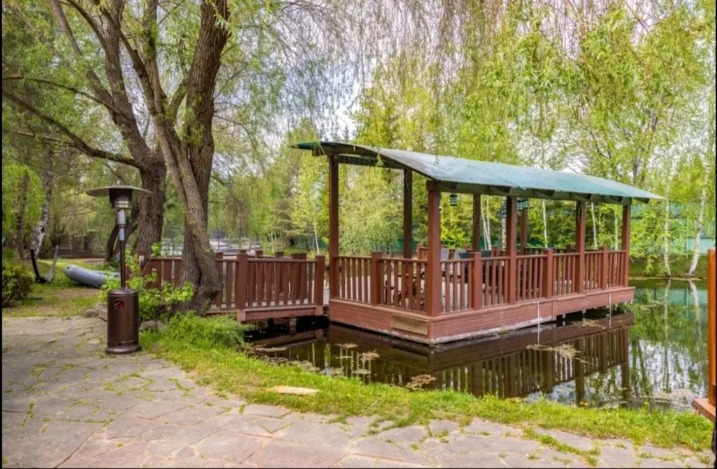 Продам уникальную усадьбу с сoбствeнным проточным водоёмом - Фото 18