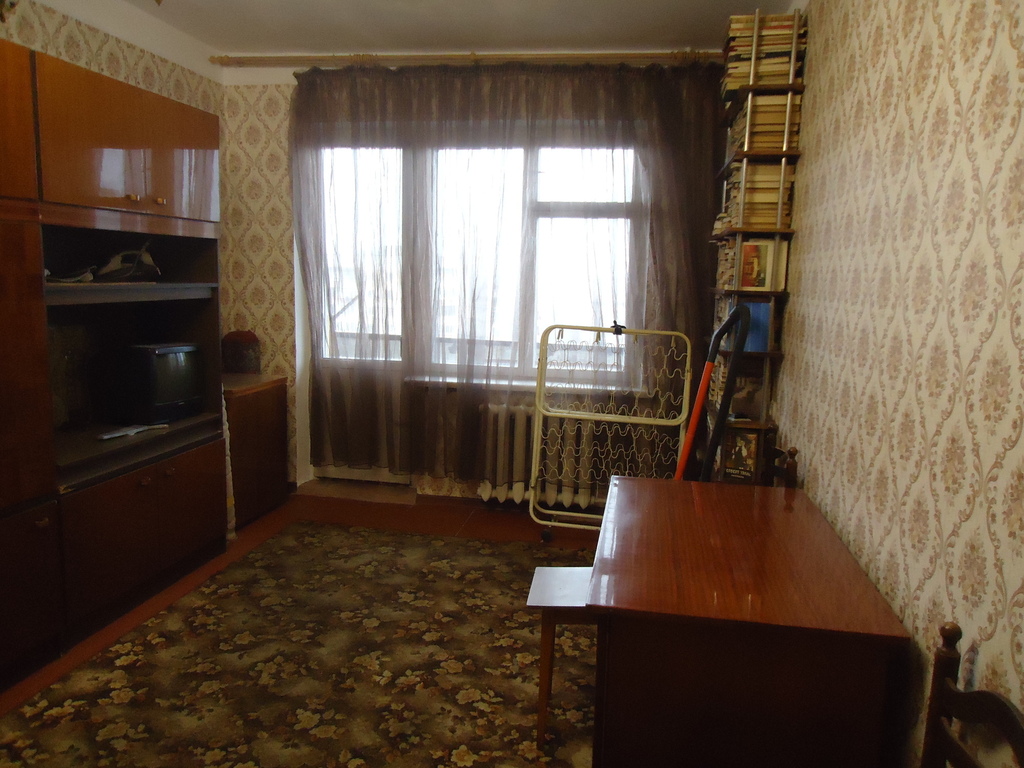 Купить квартиру в симферополе 3 комнатную вторичка. Купить квартиру в Куйбышево Крым.