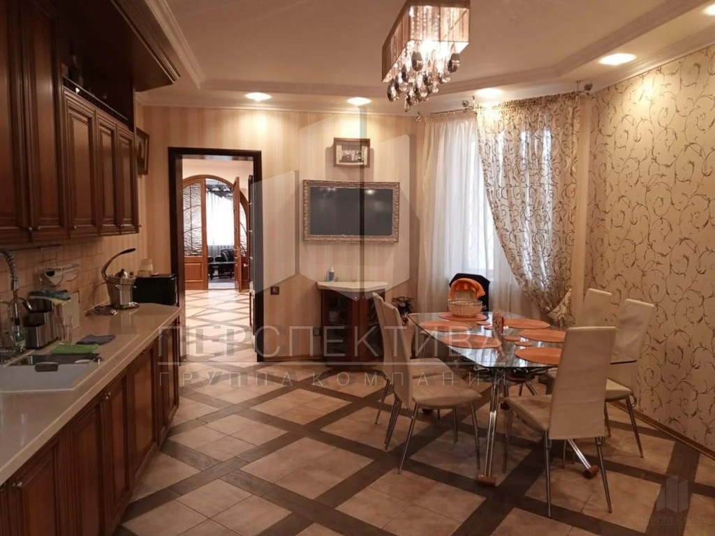 Продается дом, 350 м2 - Фото 9