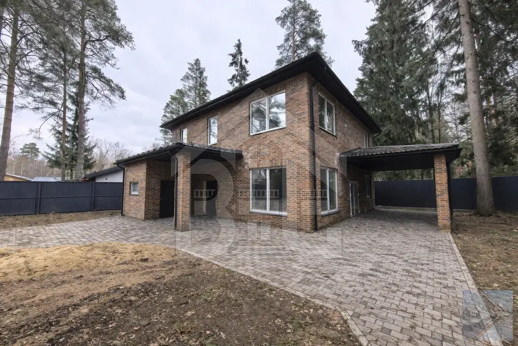 Дом в сосновом лесу, 210 м2, участок 11 соток - Фото 1