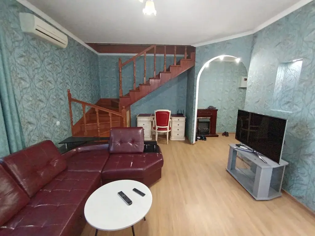 Продам 3-х комнатную квартиру на Володарского в центре Курска - Фото 2