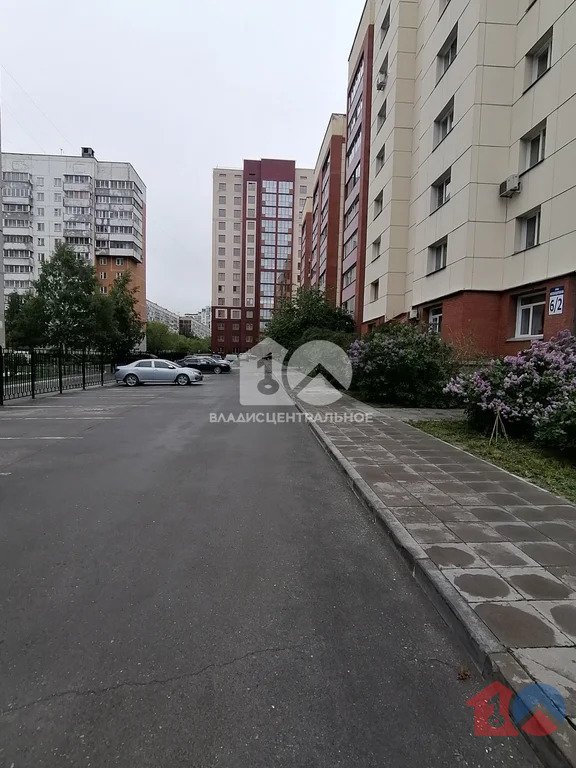 городской округ Новосибирск, Новосибирск, Железнодорожная улица, ... - Фото 2