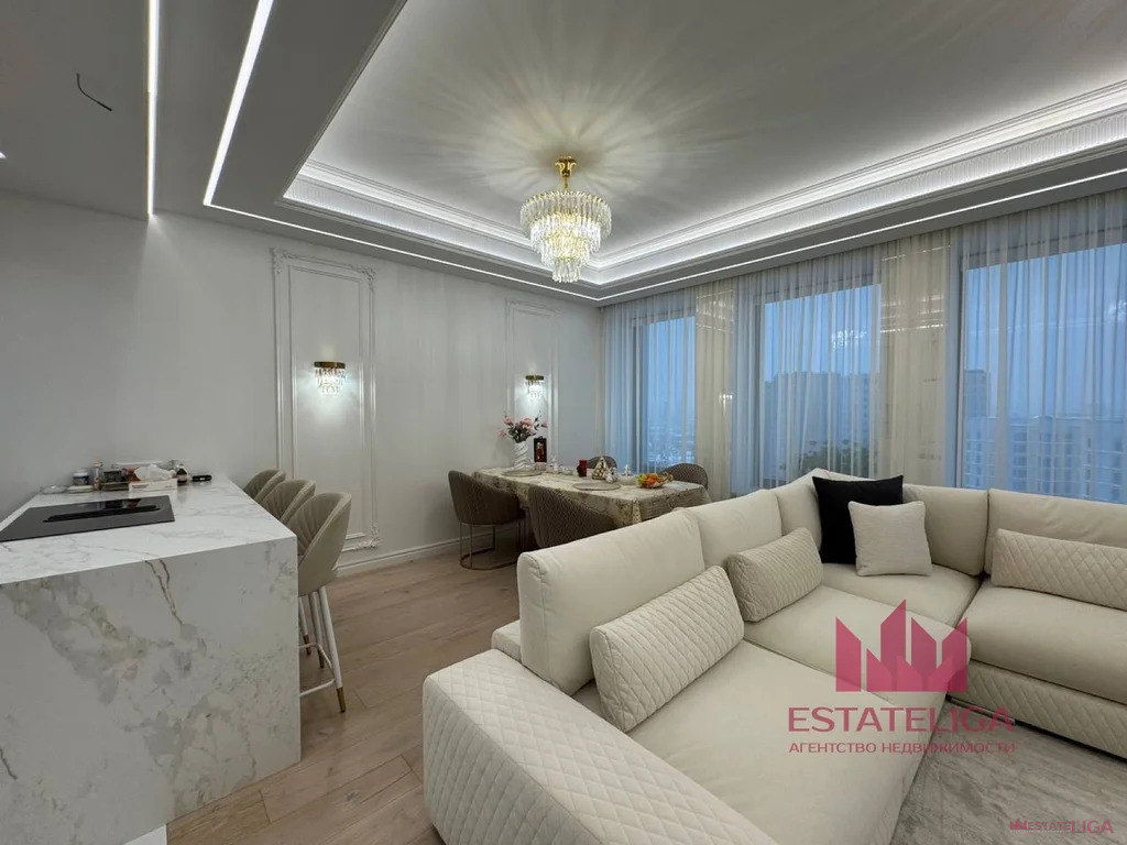 Продажа квартиры, бульвар Братьев Весниных - Фото 1