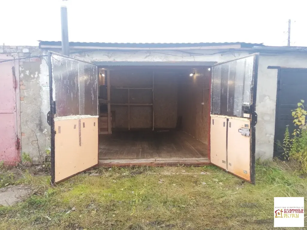Продам гараж с земельным участком 24м в Великий Новгород. ул.Нехинская - Фото 0