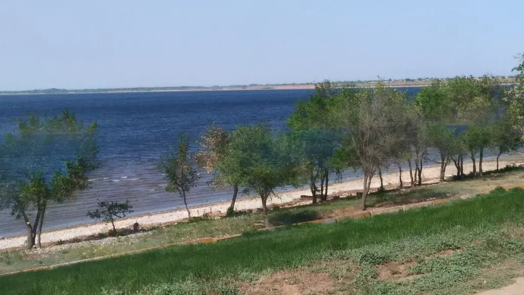 Ровное фото. Ровное Саратовская область Волга. Саратовская область село ровное на Волге. Саратовская область, Ровенский район, поселок ровное. Волга Ровенский район.