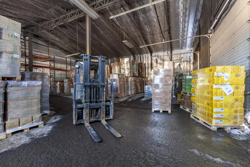 Продается склад 1700 м2 - Фото 12