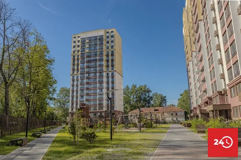 В продаже евро-трехкомнатная в ЖК Новелла ул. Шмидта 24 - Фото 0