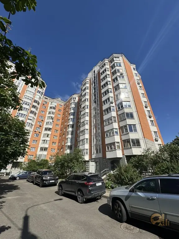 Продаётся 3-комнатная квартира - Фото 1