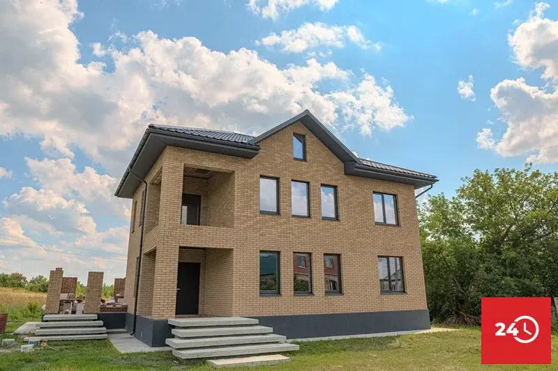 Продаётся дом по ул. Магистральная Заря - Фото 1