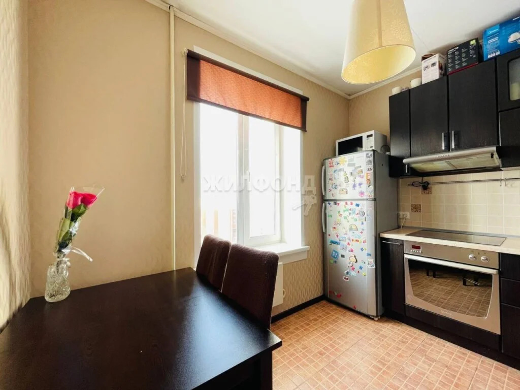 Продажа квартиры, Новосибирск, Адриена Лежена - Фото 0