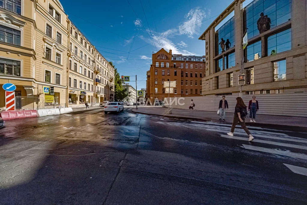 Малый проспект 44 петроградская сторона. Downtown Columbus Columbus. Hamburg Streets.