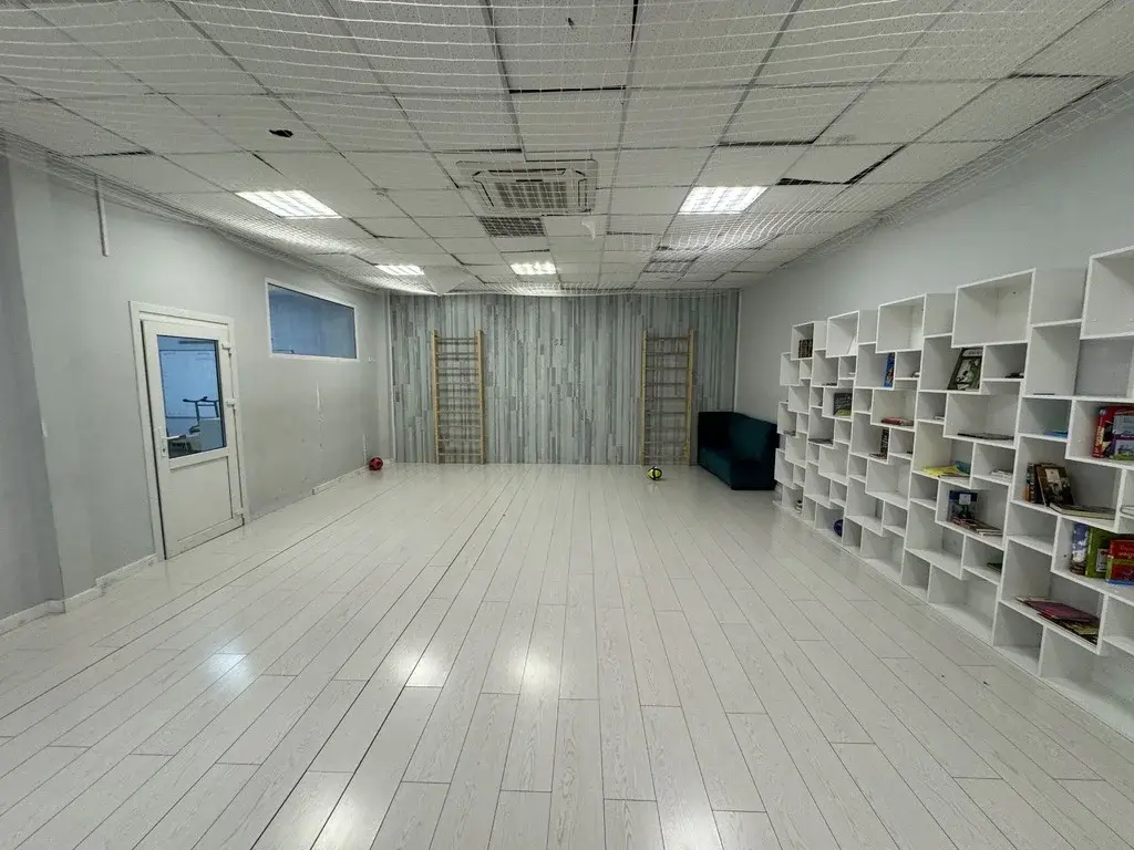 Универсальные помещ., 368 м, 2 входа - Фото 6