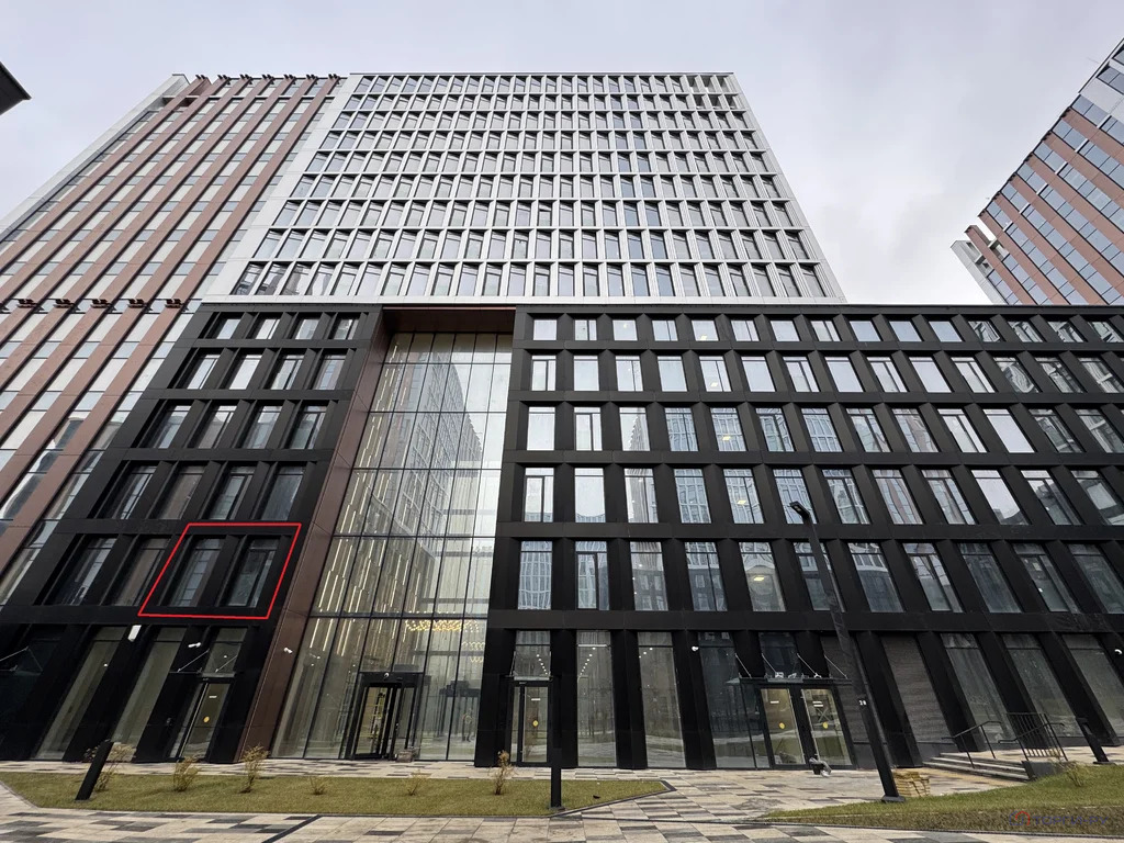 Продажа квартиры, улица Светланова - Фото 1