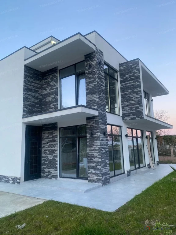 Продажа дома, Нижнее Учдере, улица Атарбекова - Фото 1