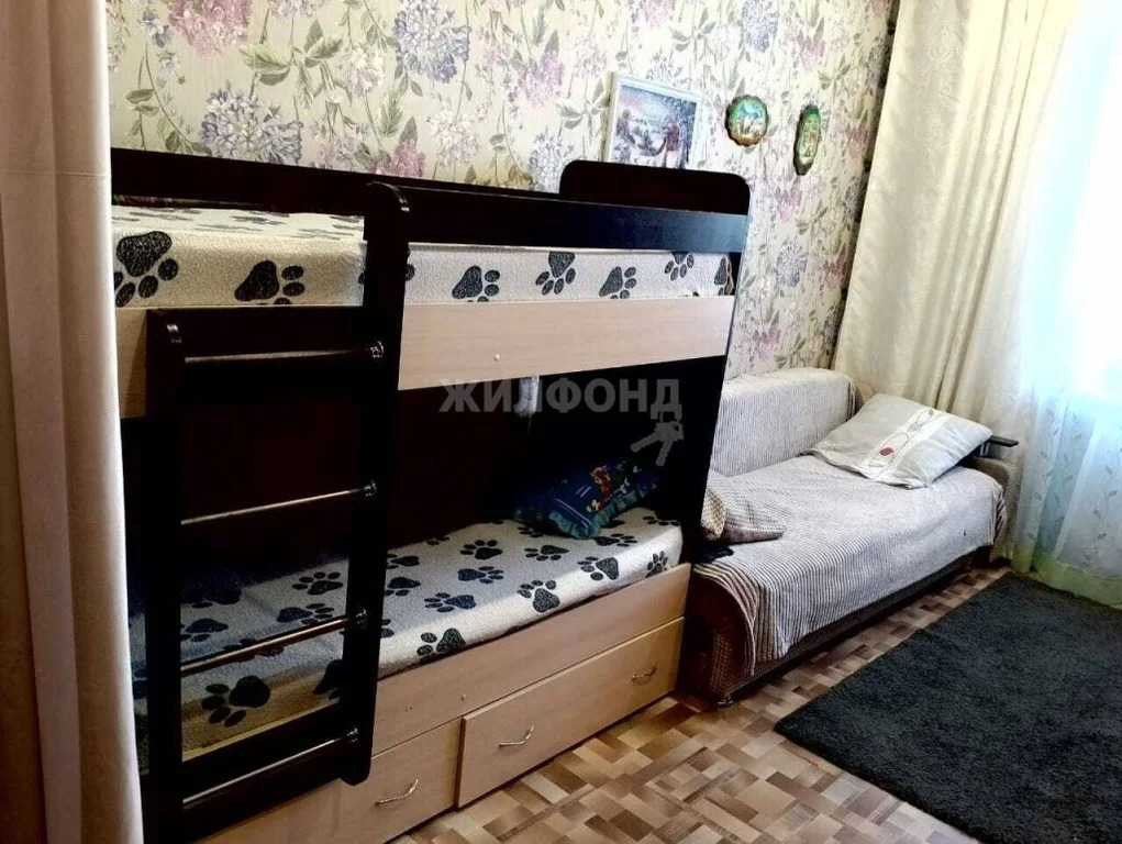 Продажа комнаты, Новосибирск, ул. Бурденко - Фото 1