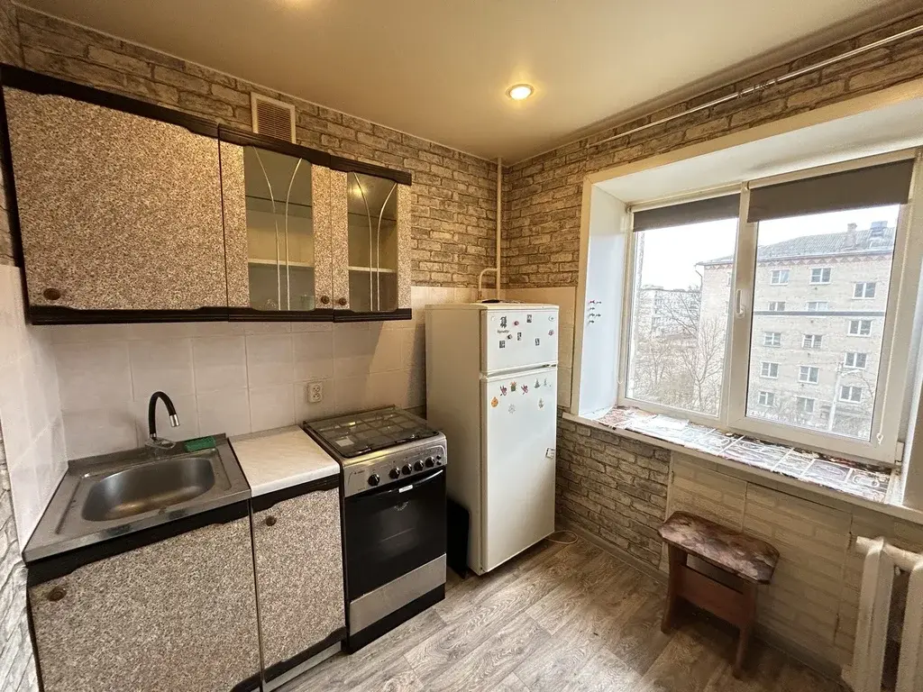 1-к. квартира, 30,5 м2, 4/5 эт. - Фото 1