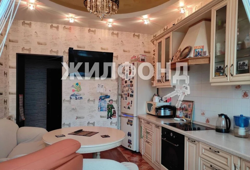 Продажа квартиры, Новосибирск, ул. Разъездная - Фото 0