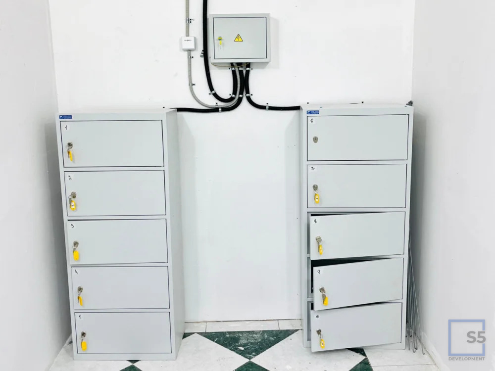 Продажа торгового помещения, м. Проспект Вернадского, ул. Кравченко - Фото 0