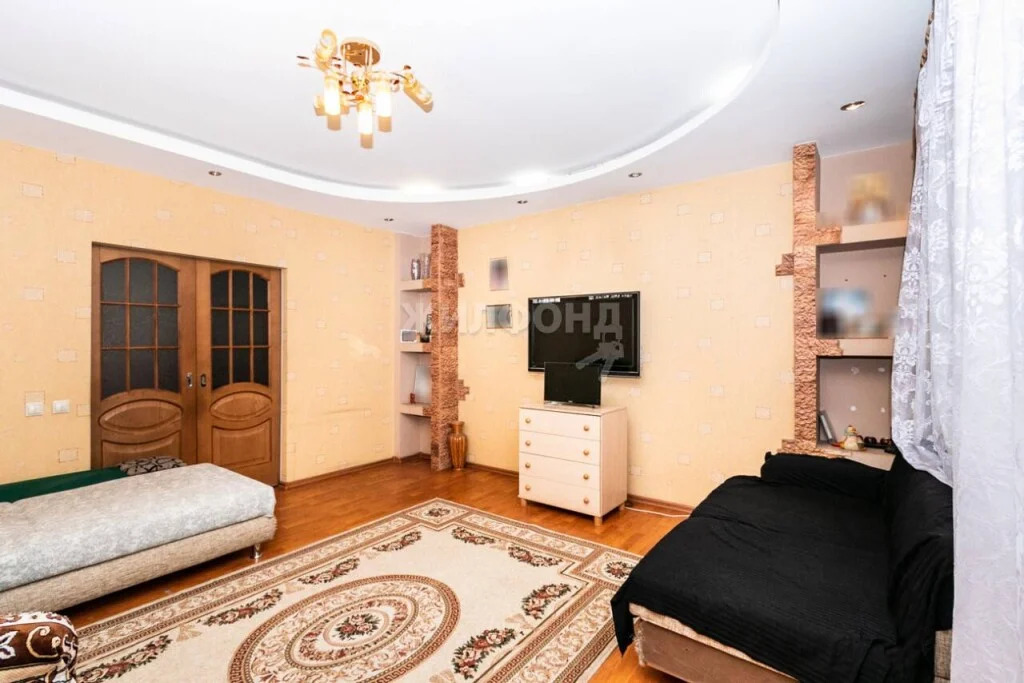 Продажа квартиры, Новосибирск, Сибиряков-Гвардейцев пл. - Фото 1