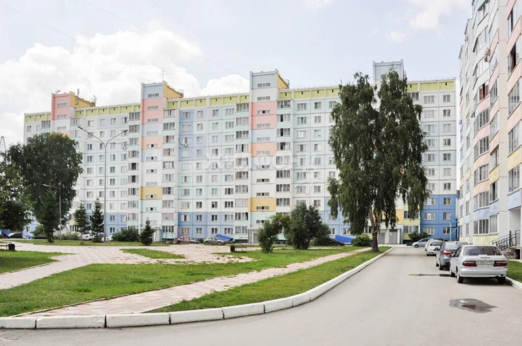 Продажа квартиры, Новосибирск, Сибиряков-Гвардейцев пл. - Фото 3