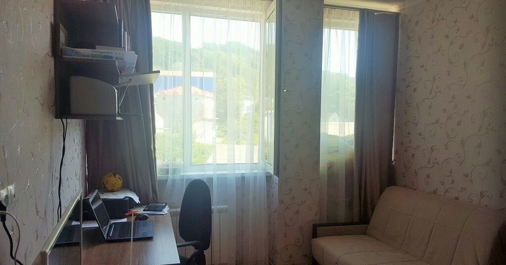 Продам 2-ком в Сочи ксм 42кв.м. - Фото 0