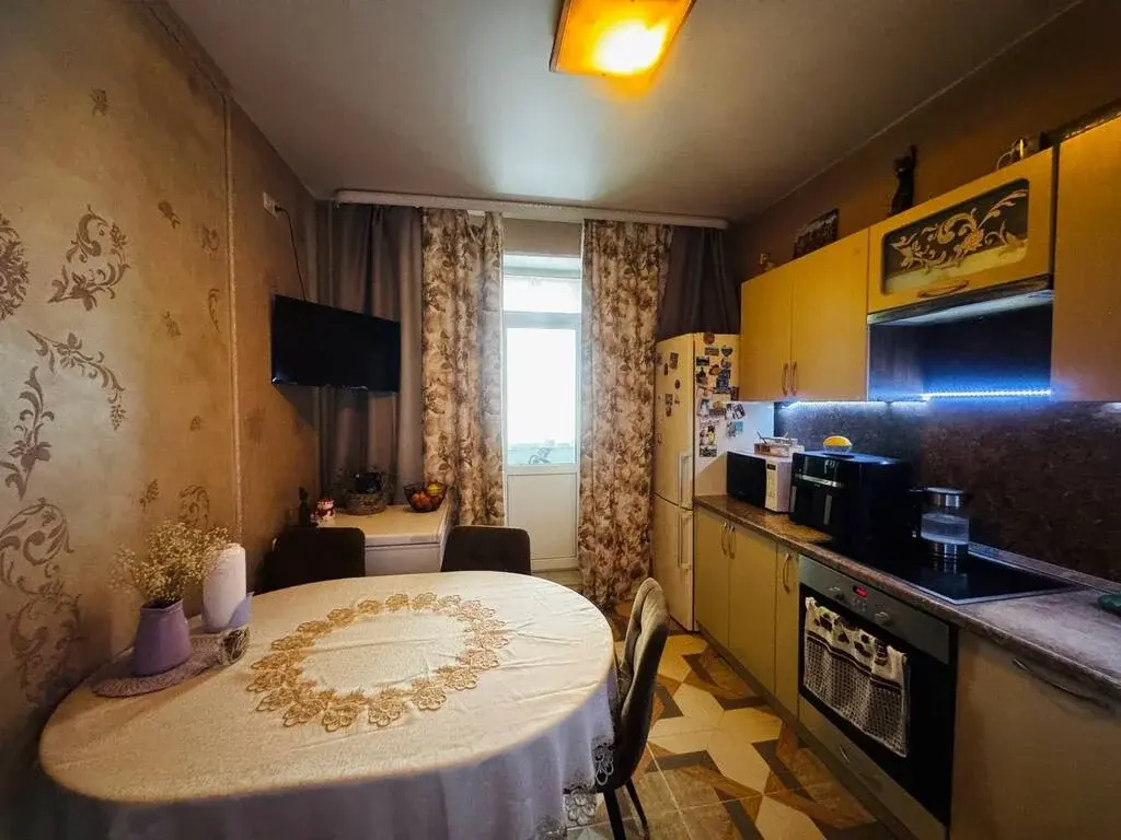 2-к. квартира, 67,9 м2, 1/3 эт. 2-к. квартира, 67,9 м2, 1/3 эт. - Фото 2