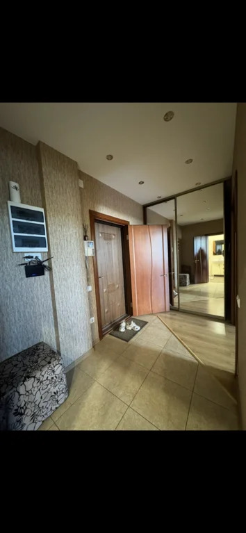 Аренда квартиры, Новокузнецк, Н.С.Ермакова пр-кт. - Фото 0