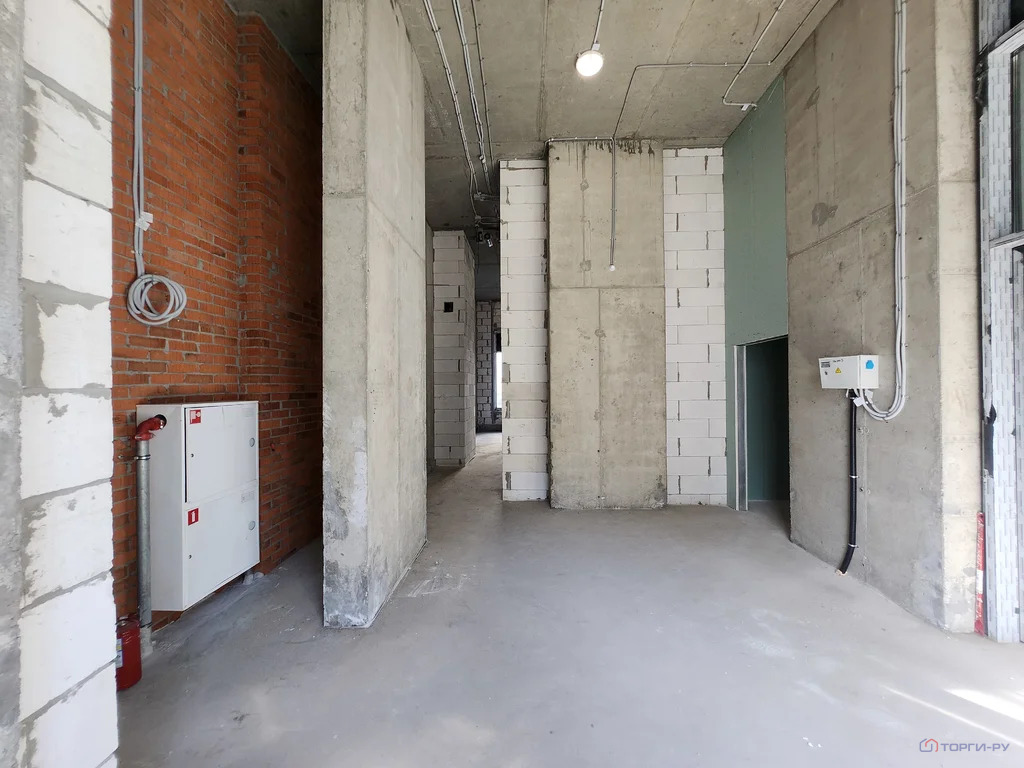 Продажа торгового помещения, Зеленый пр-кт. - Фото 1