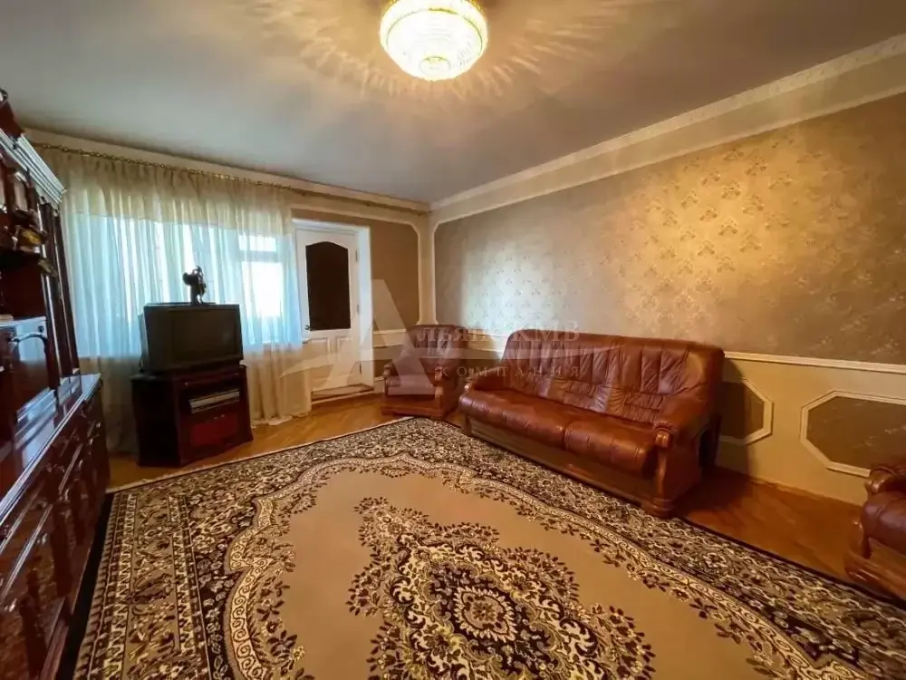 Продажа квартиры, Минеральные Воды, ул. Дружбы - Фото 1